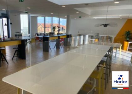 HARLOR PLASTIC - PROTECTION PLASTIQUE COLLECTIVITE- RESTAURANT - HYGIAPHONE SUR MESURE